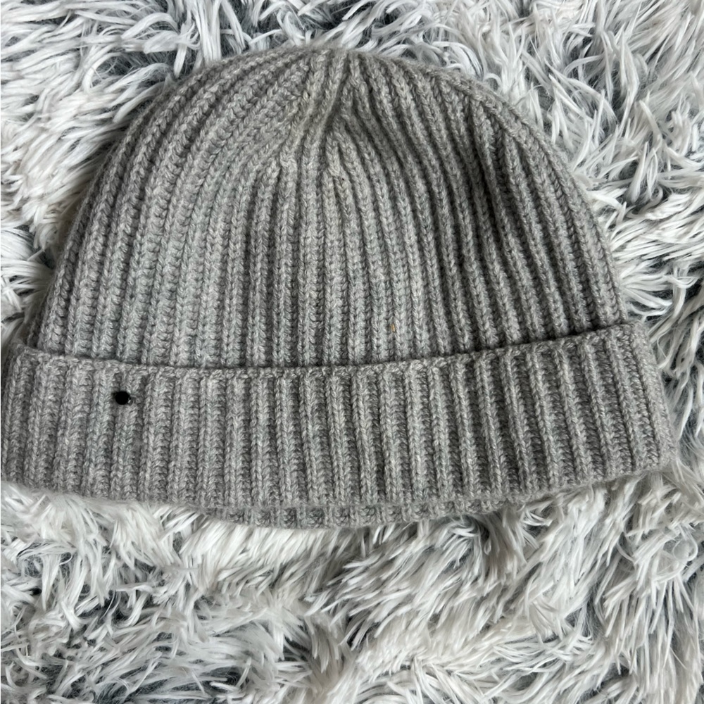 Cuyana Cashmere Beanie